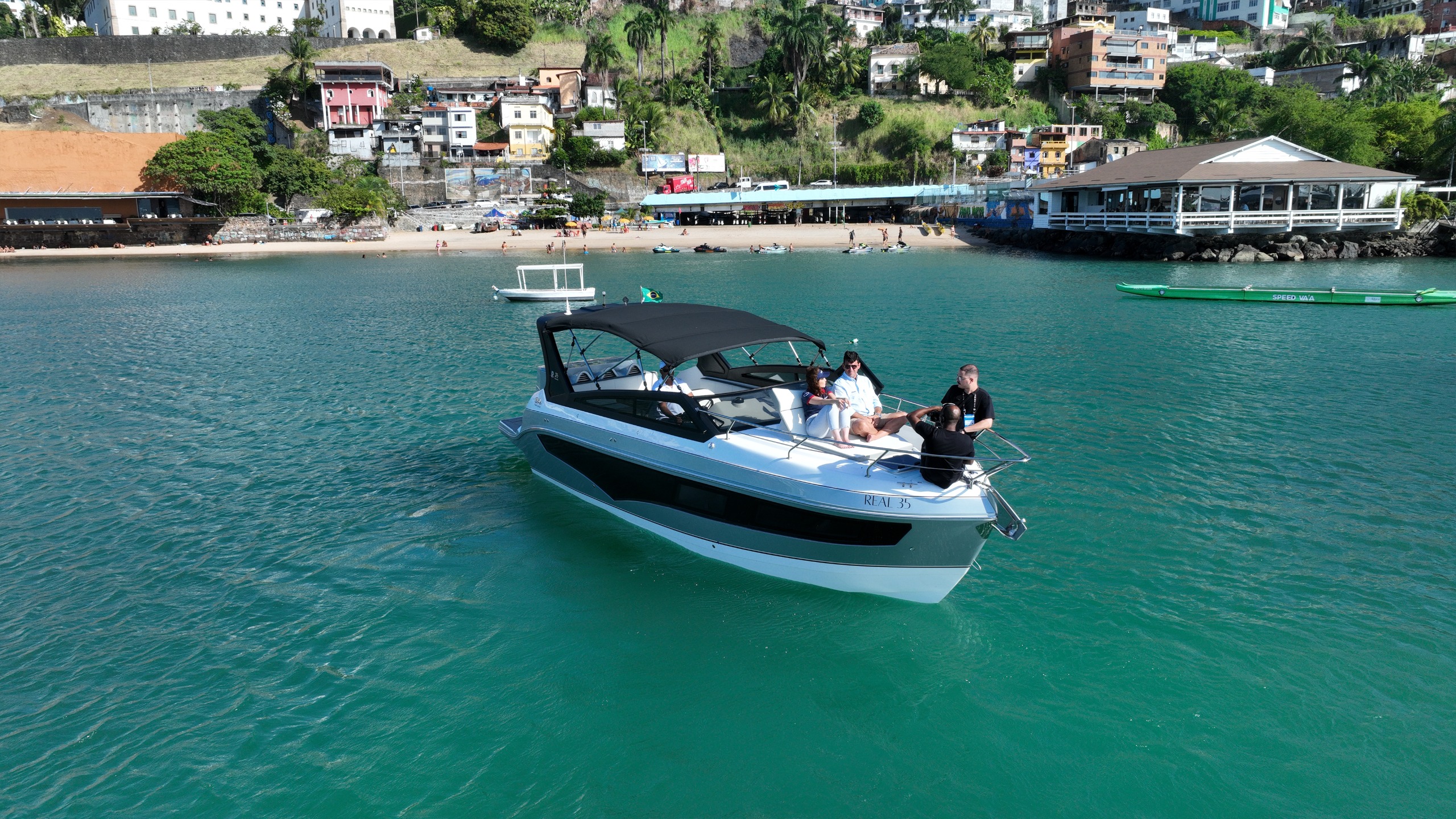 6 Uma experiencia nautica completa