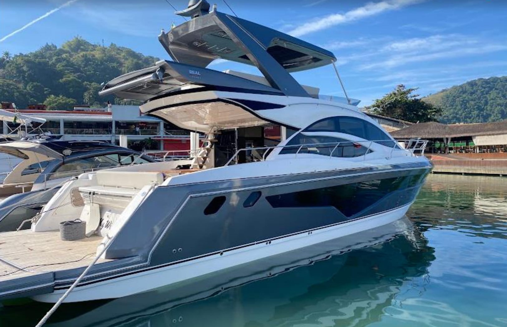 09 REAL 600 FLY 2022 site