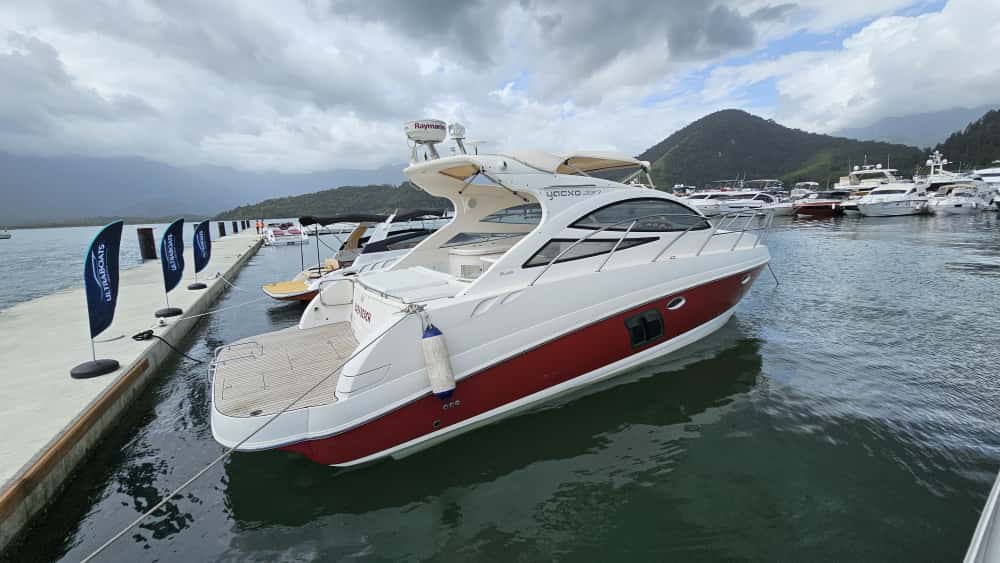 Lancha Yacxo 337 2010 1